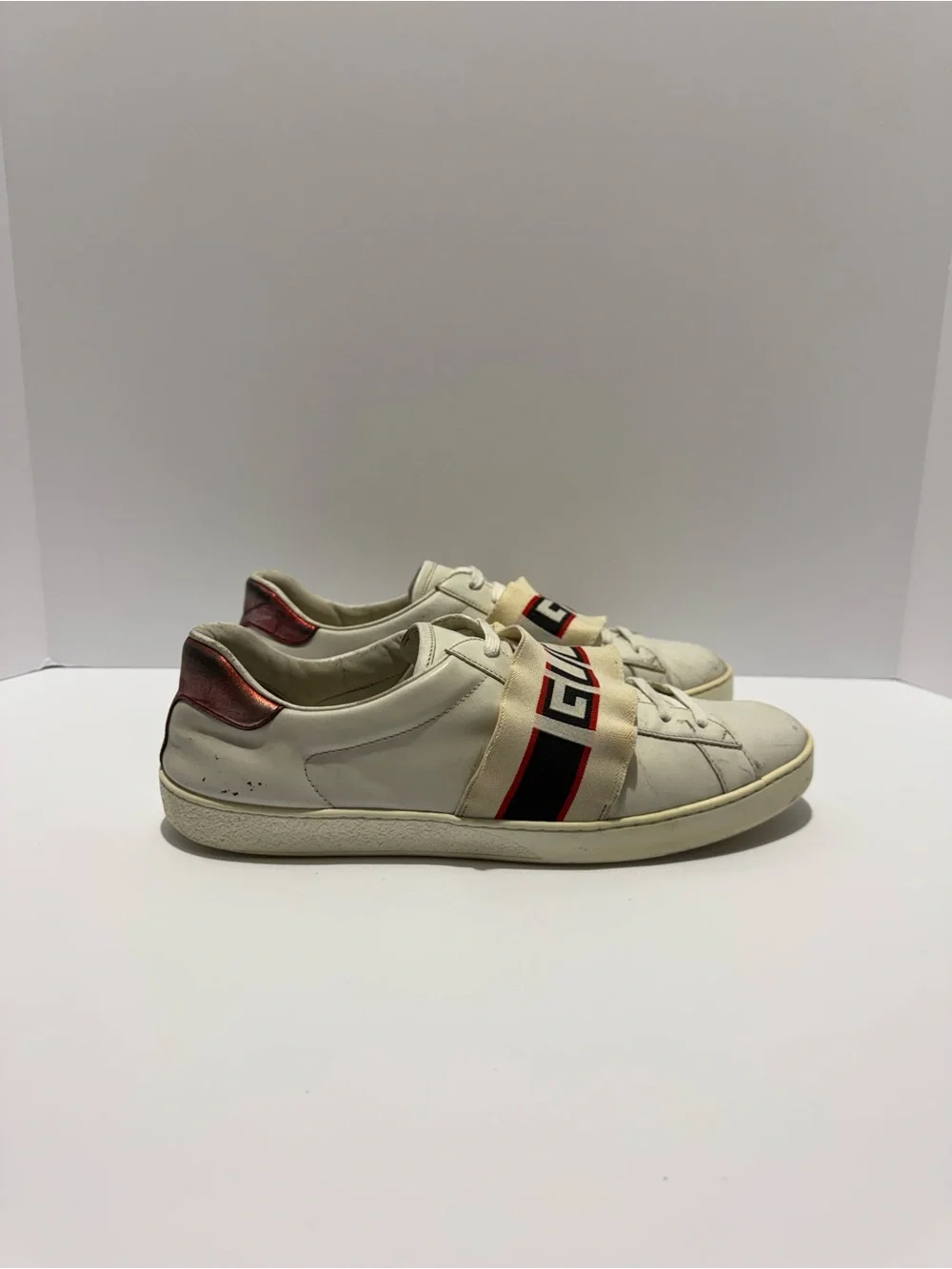 Gucci aces white